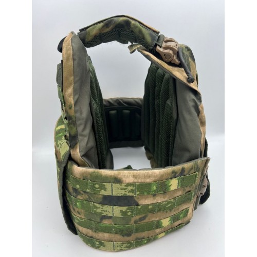 Бронежилет ЗАЩИТНИК в Сочи с кевларовым баллистическим пакетом C2, капами и бронеплитами Бр5