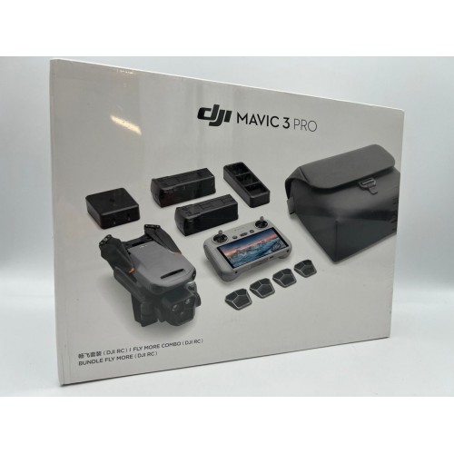 Квадрокоптер DJI Mavic 3 Fly More Combo в Сочи DJI RC / с экраном